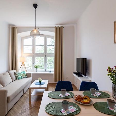Old Town Charming Cozy Fully Equipped Apartamento Cracóvia Exterior foto
