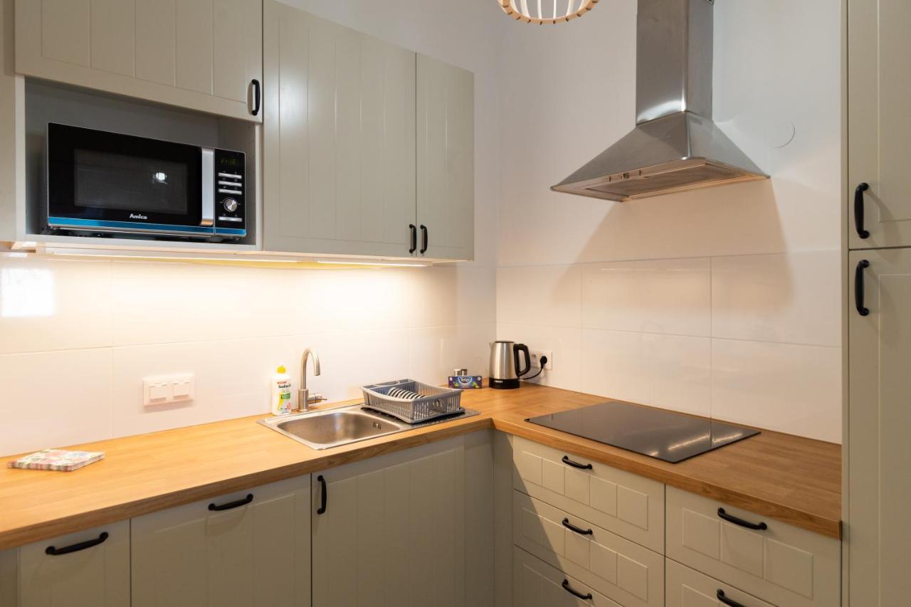 Old Town Charming Cozy Fully Equipped Apartamento Cracóvia Exterior foto
