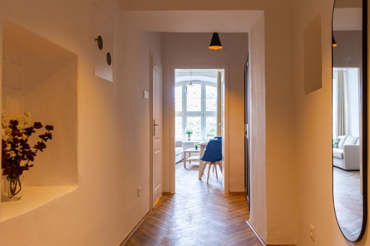 Old Town Charming Cozy Fully Equipped Apartamento Cracóvia Exterior foto